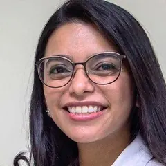 Dra. Beatriz Paz, reumatóloga e internista